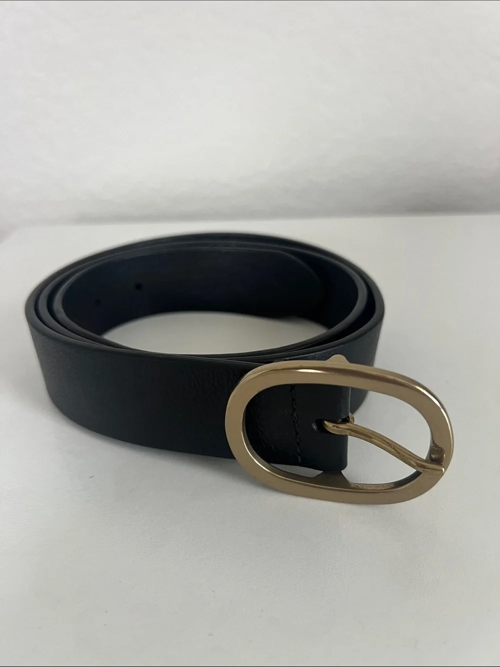 Anderson's Black Leather Belt with Gold Oval Buckle - Size 95 / 38